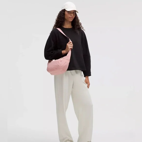 Lululemon Athletica Pink Haze Slouchy Shoulder Bag - Picture 6 of 12